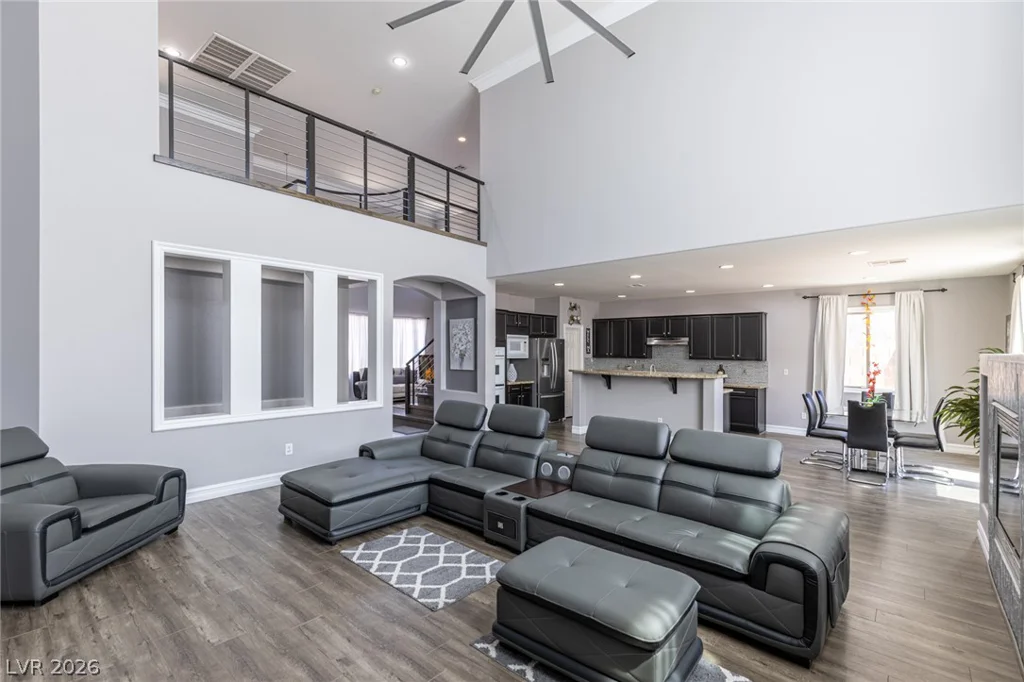 10017 Scenic Walk, Las Vegas, NV 89149