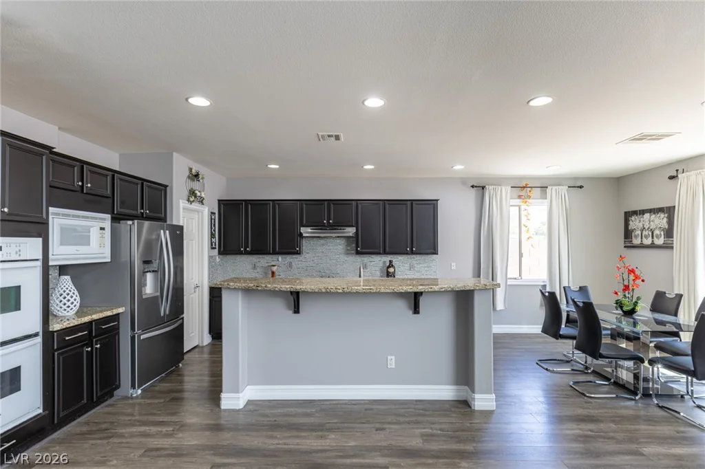 10017 Scenic Walk, Las Vegas, NV 89149