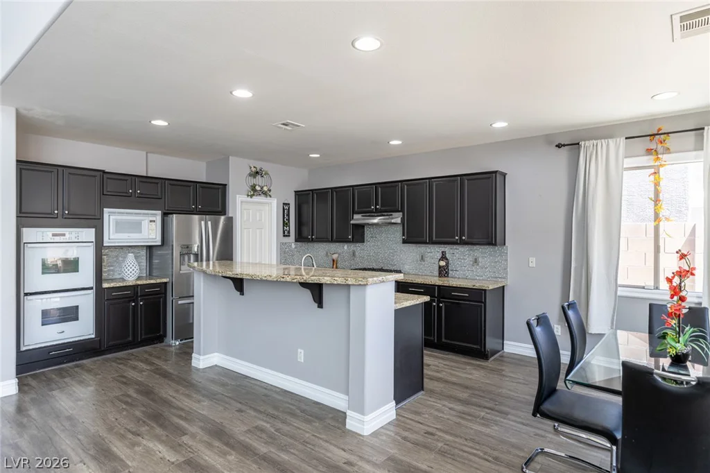 10017 Scenic Walk, Las Vegas, NV 89149