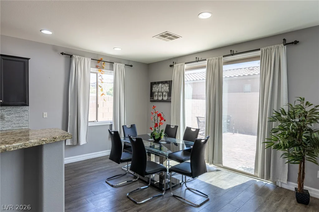 10017 Scenic Walk, Las Vegas, NV 89149
