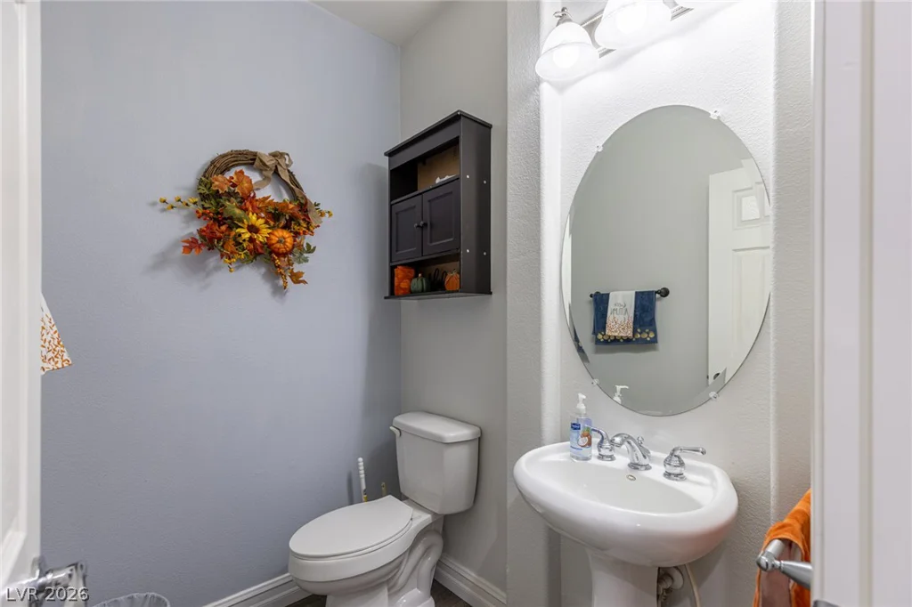 10017 Scenic Walk, Las Vegas, NV 89149