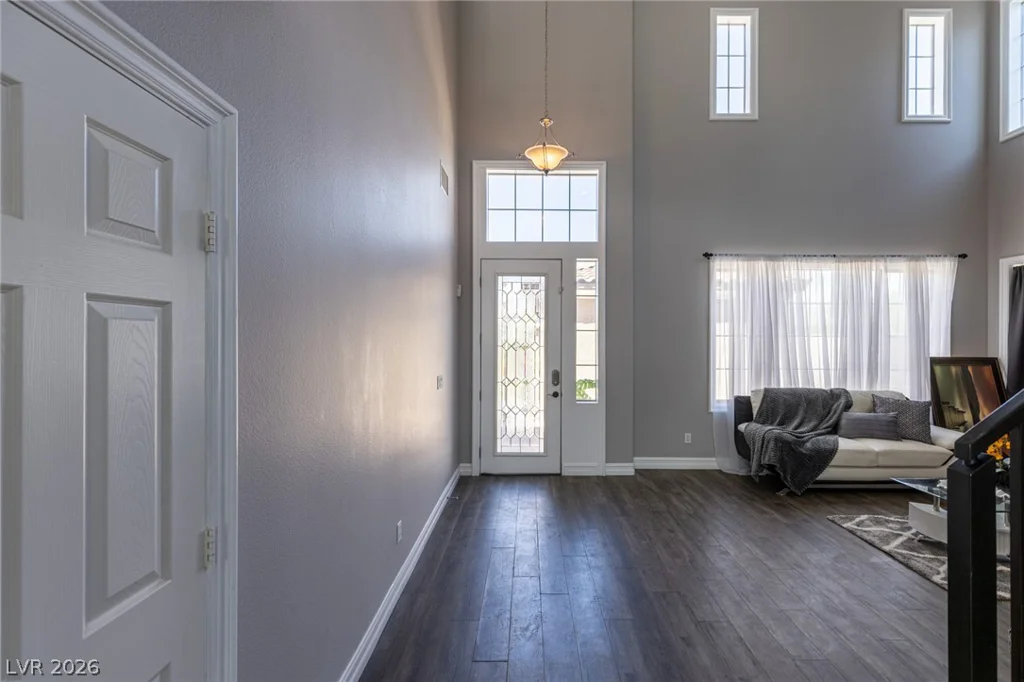 10017 Scenic Walk, Las Vegas, NV 89149