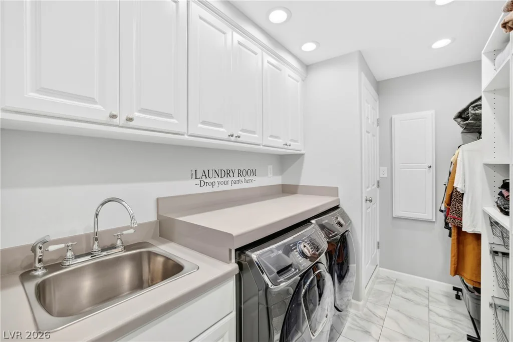 3440 Cox, North Las Vegas, NV 89032