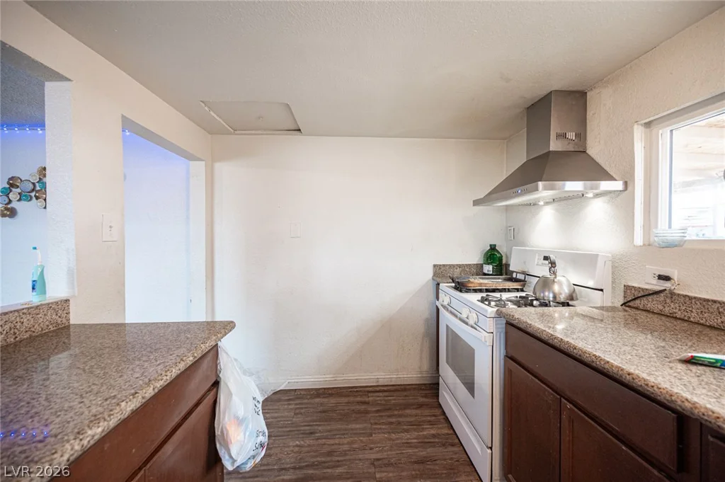 5841 Dodd, Las Vegas, NV 89122