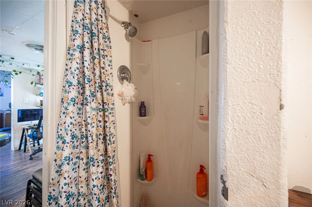 5841 Dodd, Las Vegas, NV 89122
