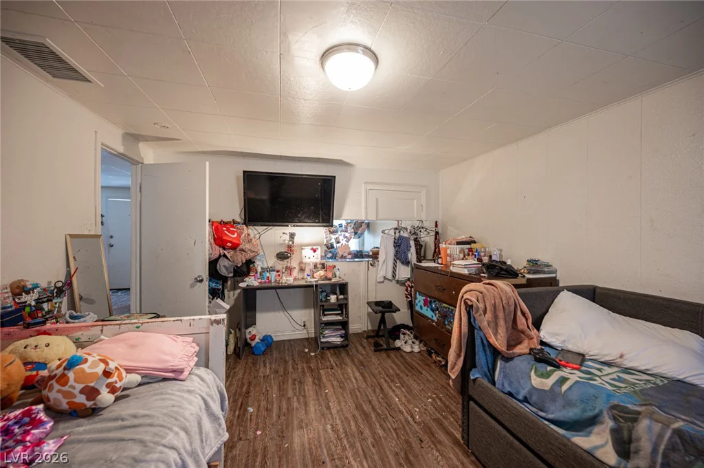 5841 Dodd, Las Vegas, NV 89122