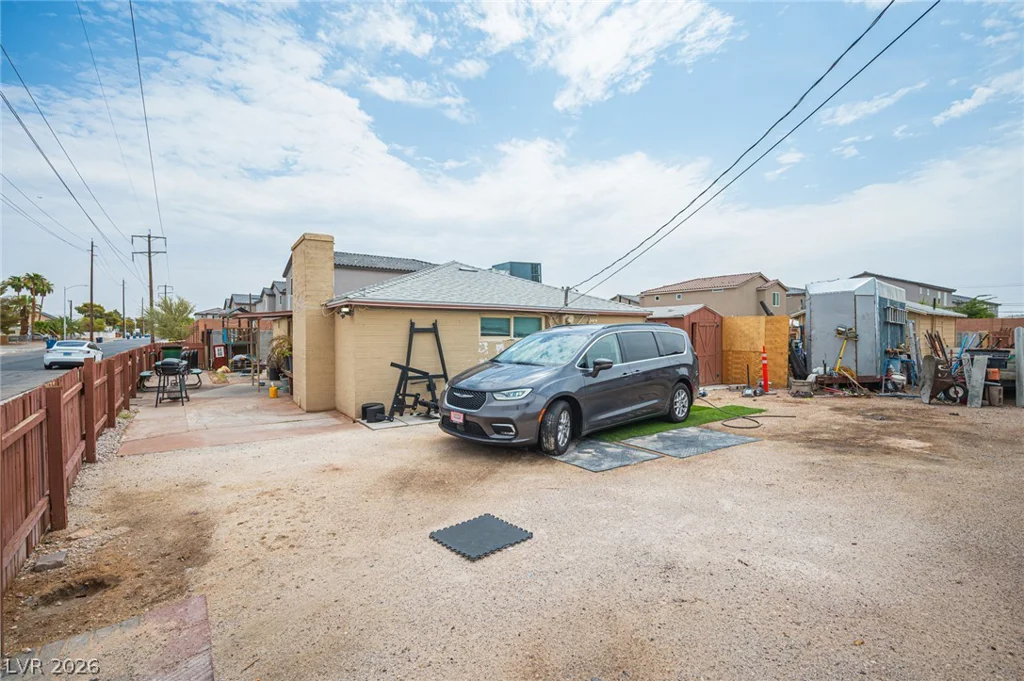 5841 Dodd, Las Vegas, NV 89122
