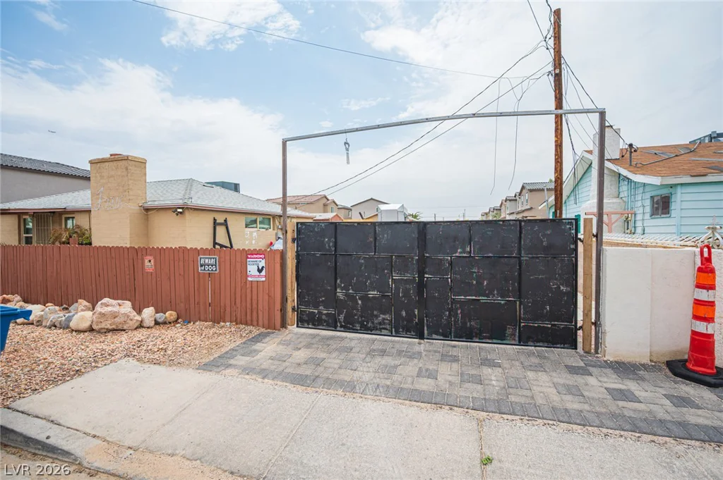 5841 Dodd, Las Vegas, NV 89122