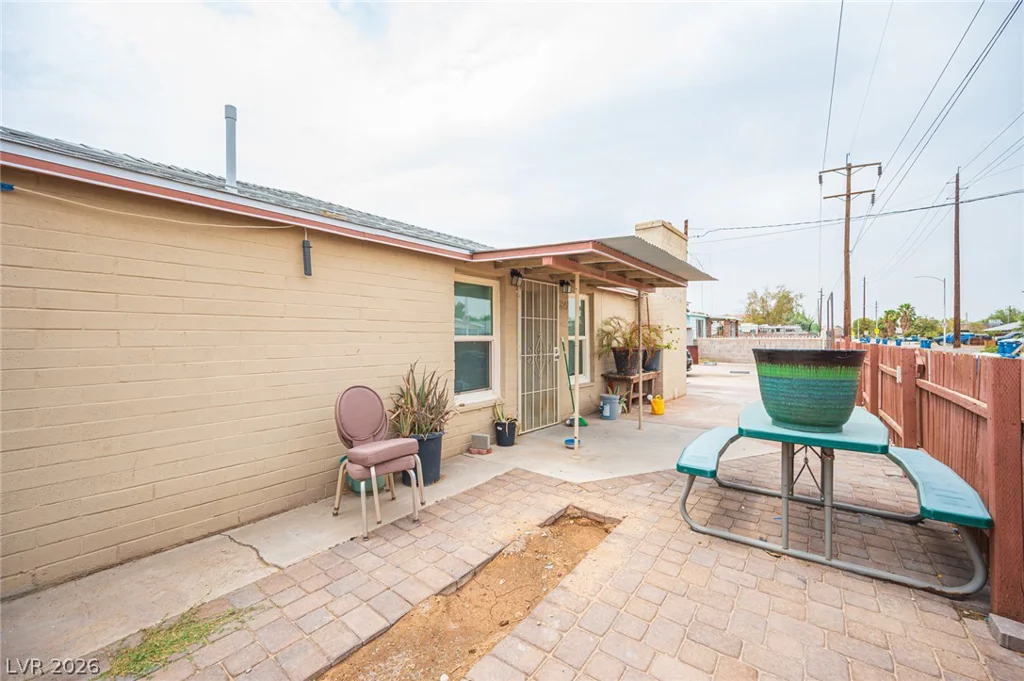 5841 Dodd, Las Vegas, NV 89122