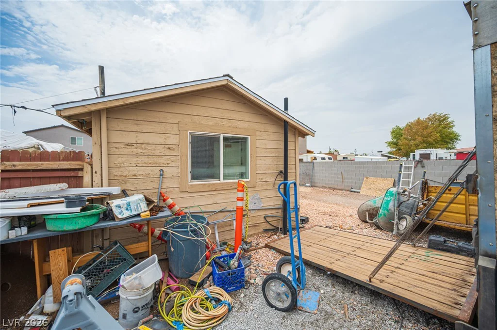 5841 Dodd, Las Vegas, NV 89122