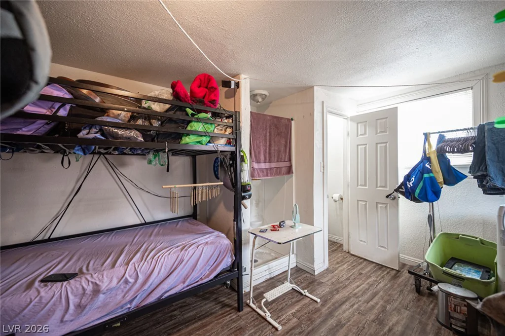 5841 Dodd, Las Vegas, NV 89122