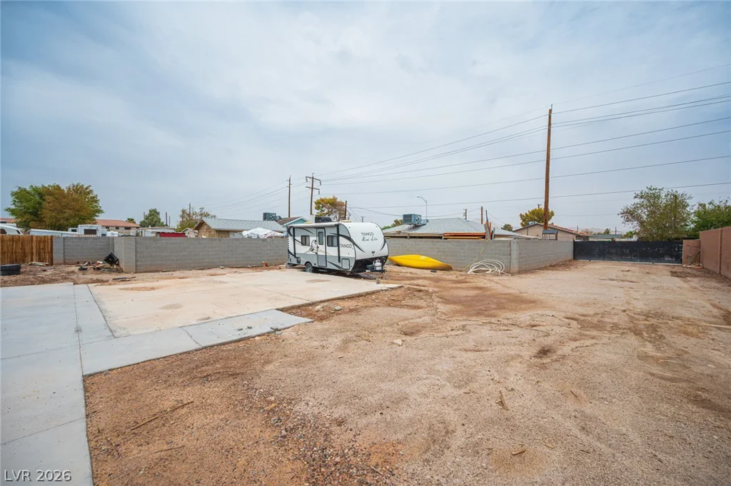 5841 Dodd, Las Vegas, NV 89122