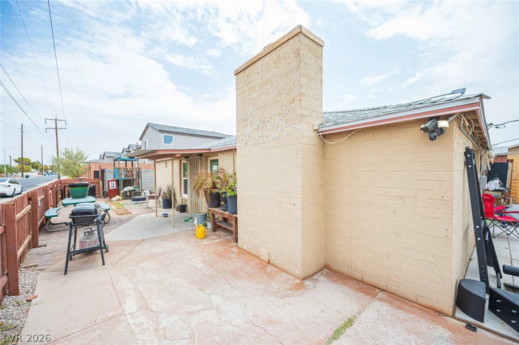 5841 Dodd, Las Vegas, NV 89122