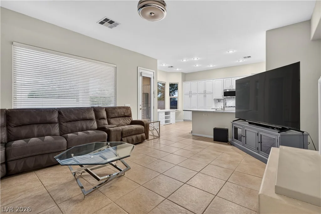 5016 Danube, Las Vegas, NV 89141