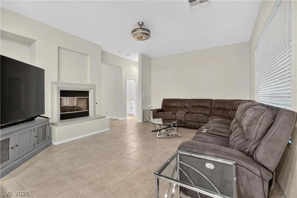 5016 Danube, Las Vegas, NV 89141