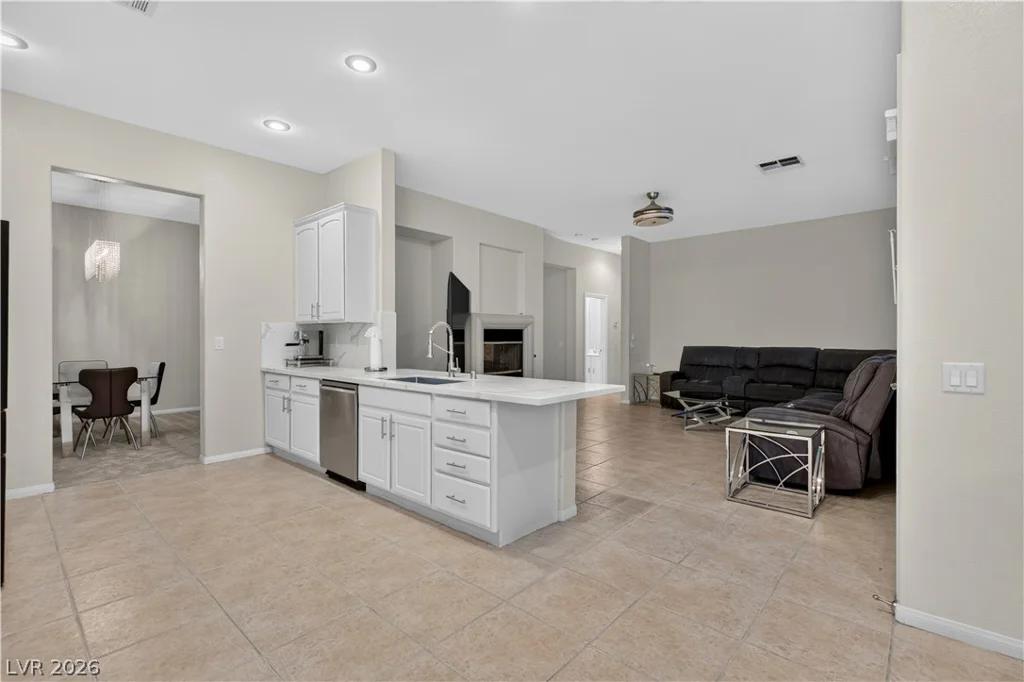 5016 Danube, Las Vegas, NV 89141