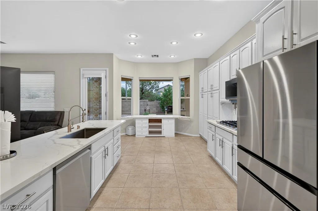 5016 Danube, Las Vegas, NV 89141