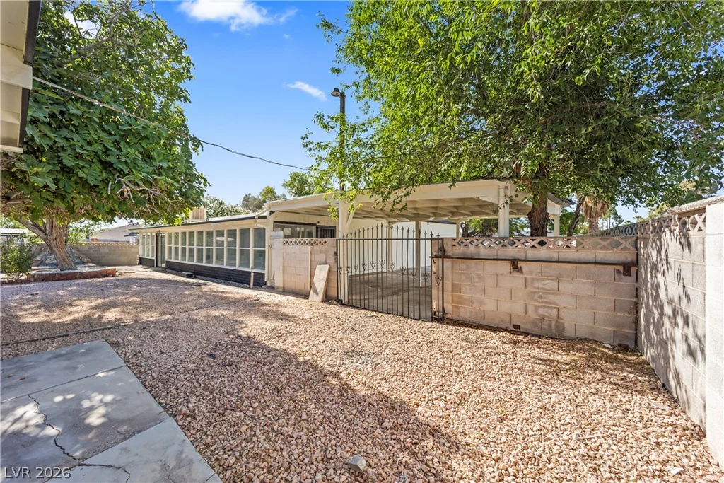 4444 Denia, Las Vegas, NV 89108