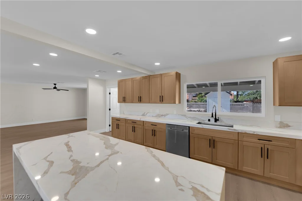 2809 Mason, Las Vegas, NV 89102
