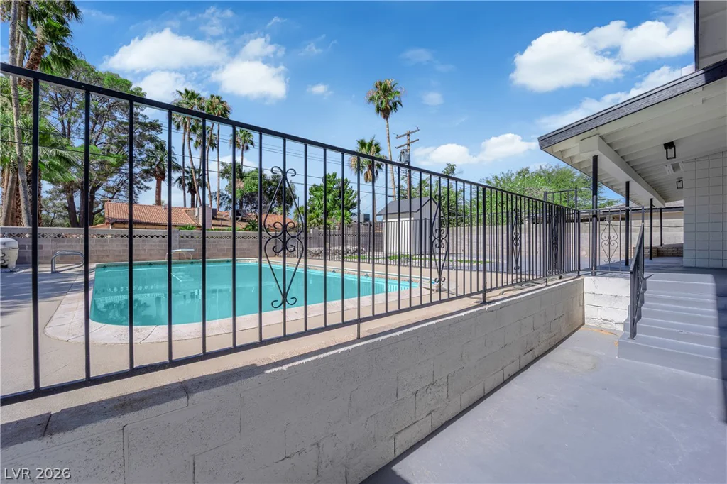 2809 Mason, Las Vegas, NV 89102
