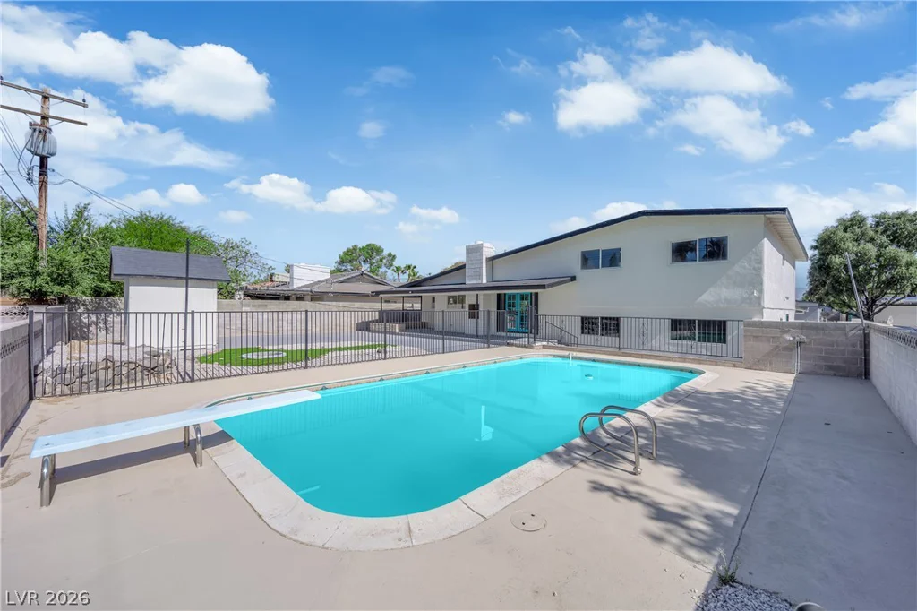 2809 Mason, Las Vegas, NV 89102