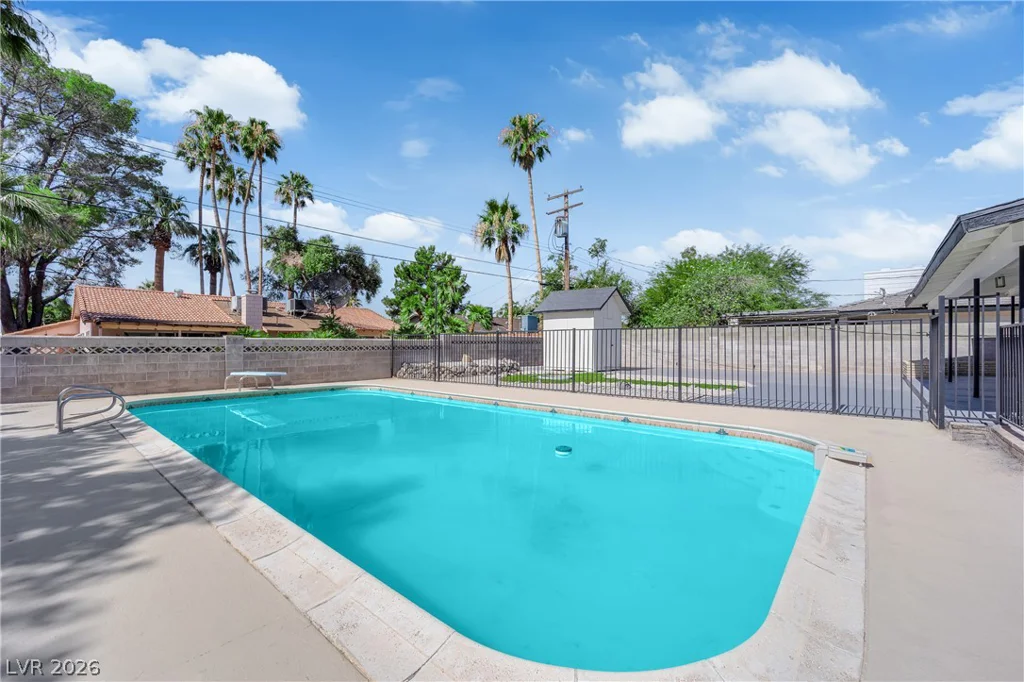 2809 Mason, Las Vegas, NV 89102
