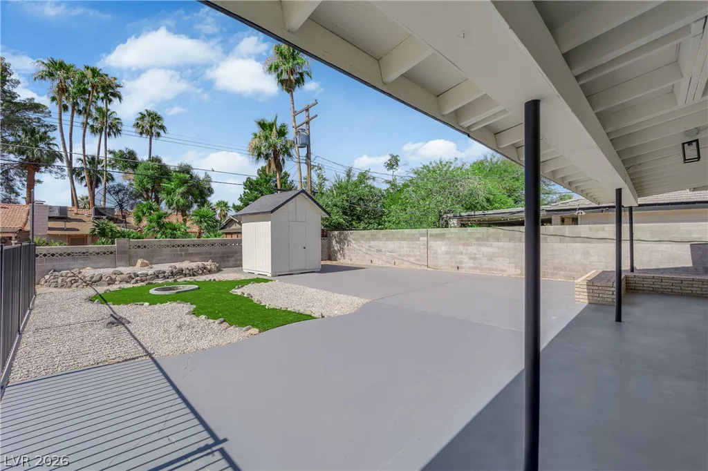 2809 Mason, Las Vegas, NV 89102