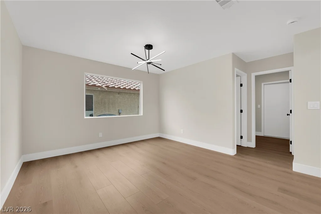 6612 Tampa, Las Vegas, NV 89108