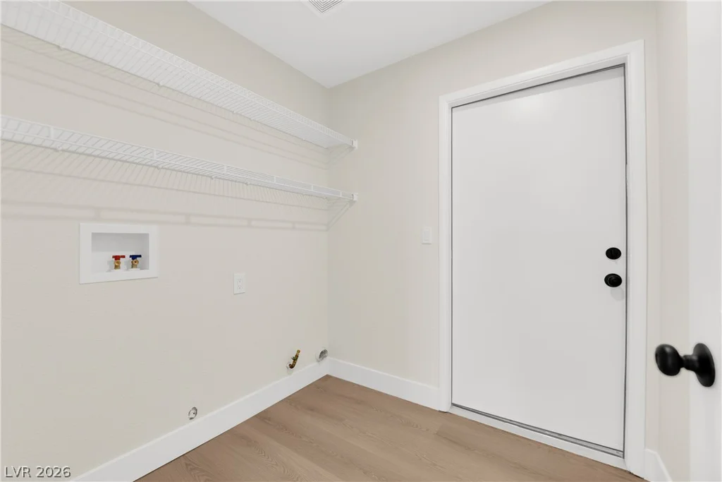 6612 Tampa, Las Vegas, NV 89108