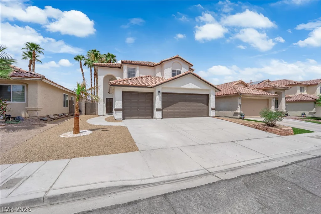 6612 Tampa, Las Vegas, NV 89108