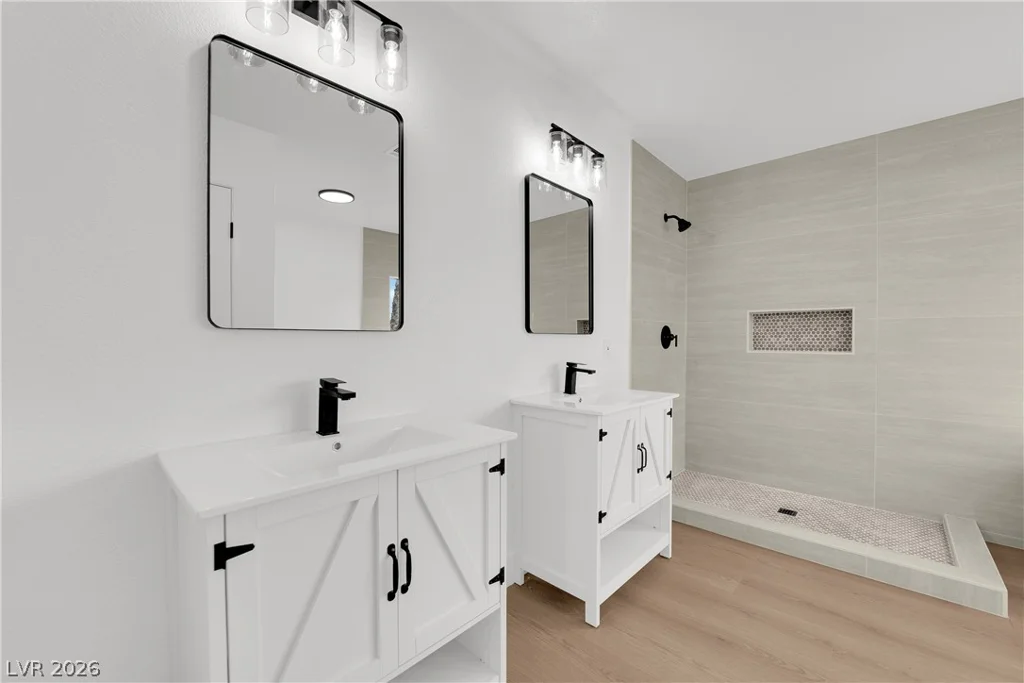 6612 Tampa, Las Vegas, NV 89108