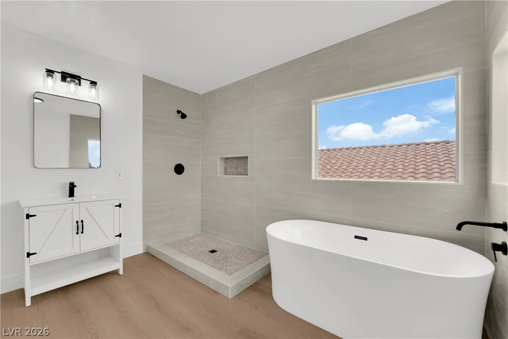 6612 Tampa, Las Vegas, NV 89108