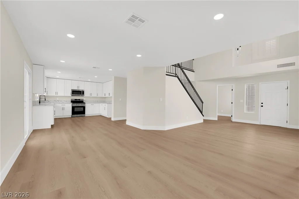 6612 Tampa, Las Vegas, NV 89108