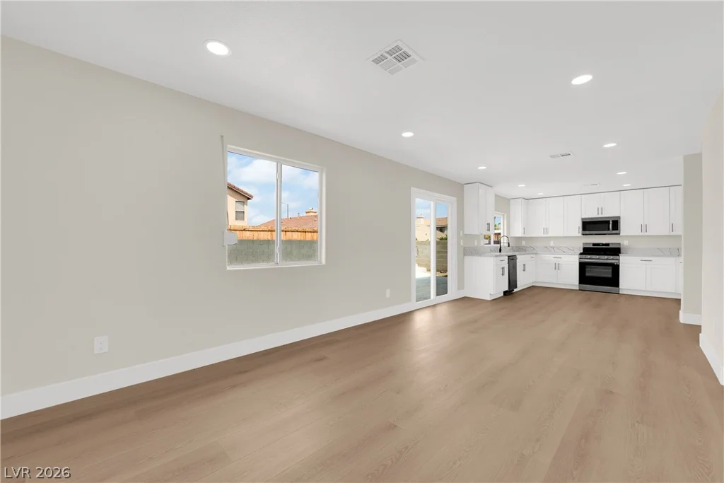 6612 Tampa, Las Vegas, NV 89108