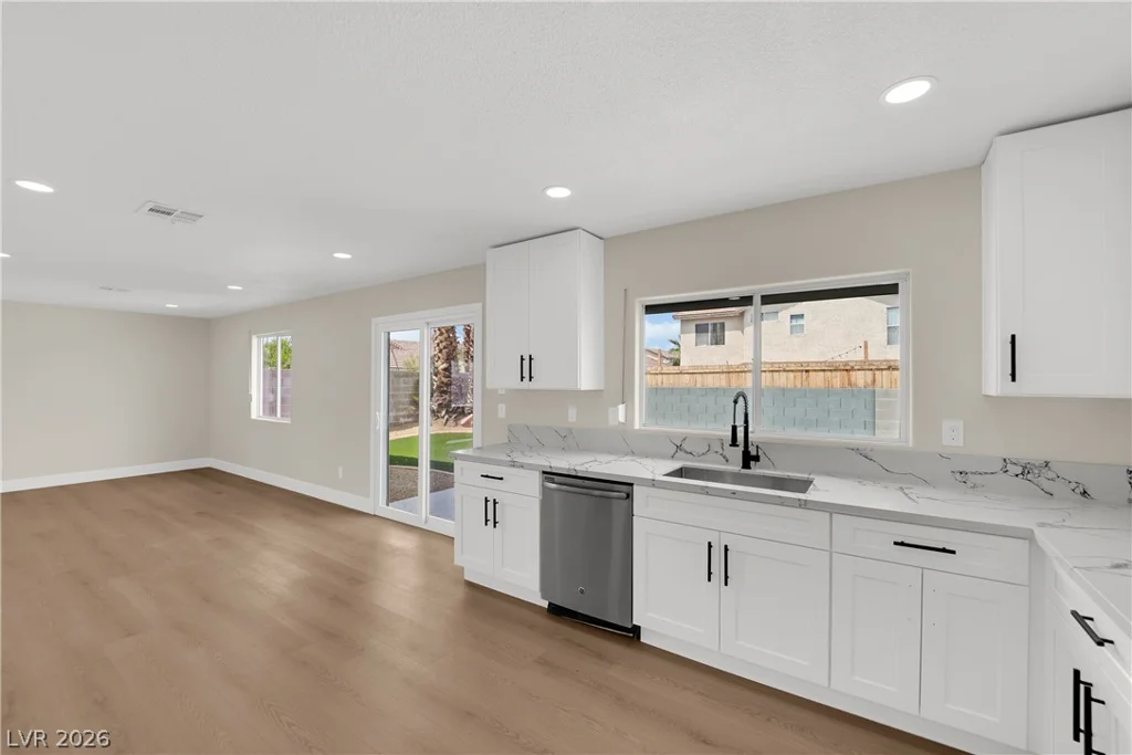 6612 Tampa, Las Vegas, NV 89108
