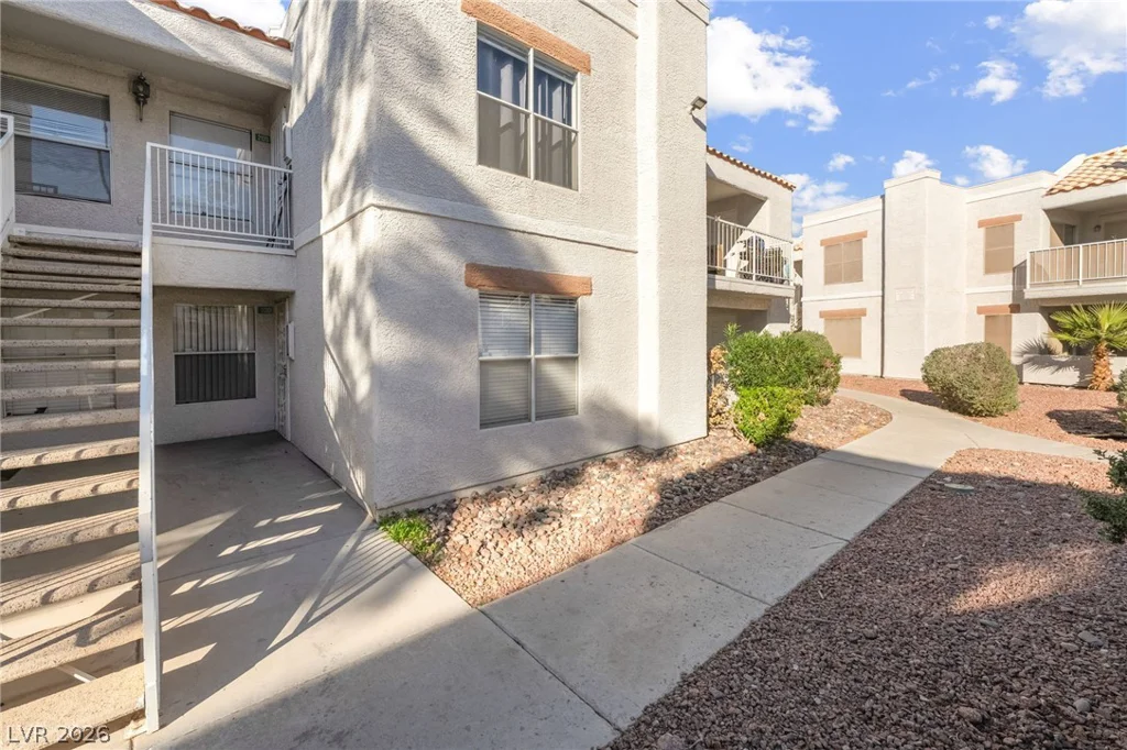 6800 Lake Mead, Las Vegas, NV 89156