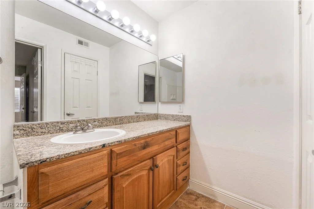 6800 Lake Mead, Las Vegas, NV 89156