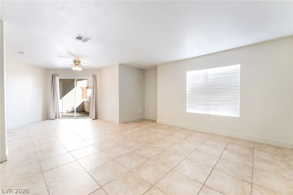 6800 Lake Mead, Las Vegas, NV 89156