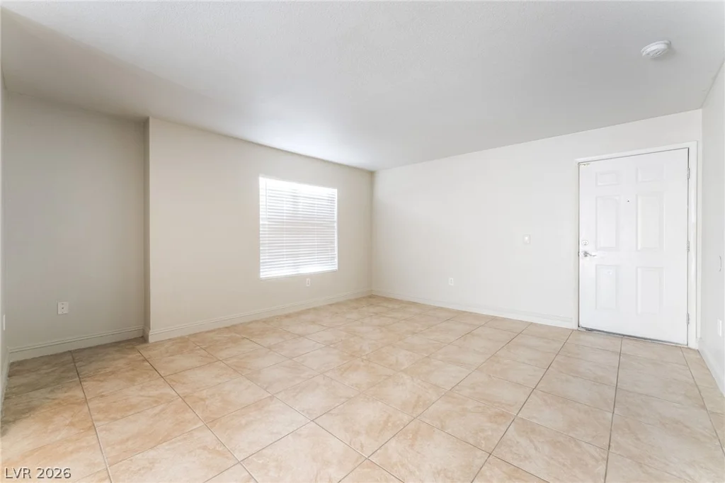 6800 Lake Mead, Las Vegas, NV 89156