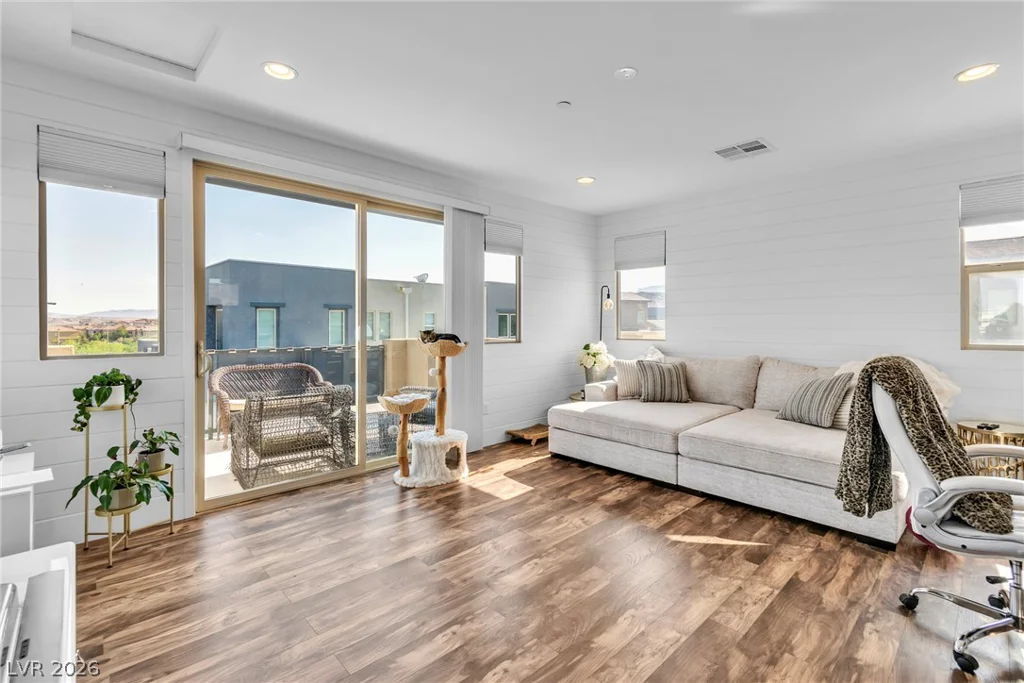 11250 Cactus Tower, Las Vegas, NV 89135