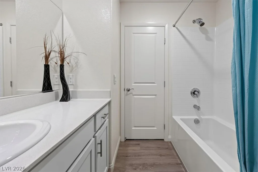 10036 Ullom, Las Vegas, NV 89141