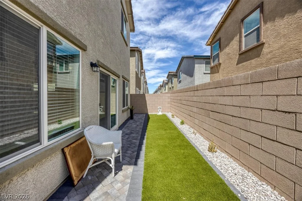 10036 Ullom, Las Vegas, NV 89141
