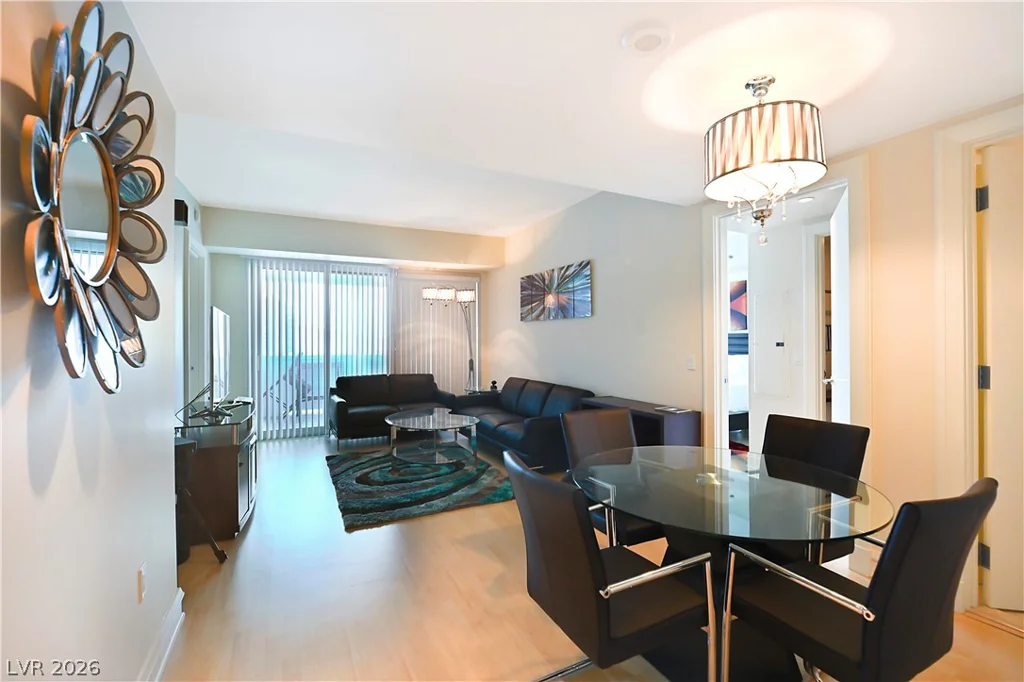 2700 Las Vegas, Las Vegas, NV 89109