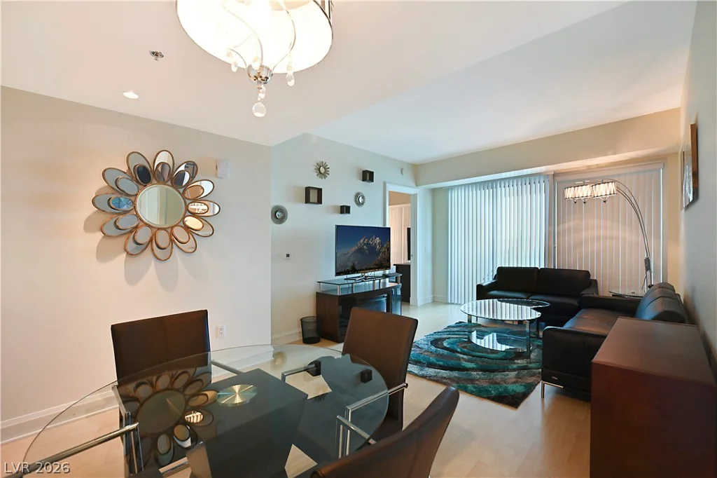 2700 Las Vegas, Las Vegas, NV 89109