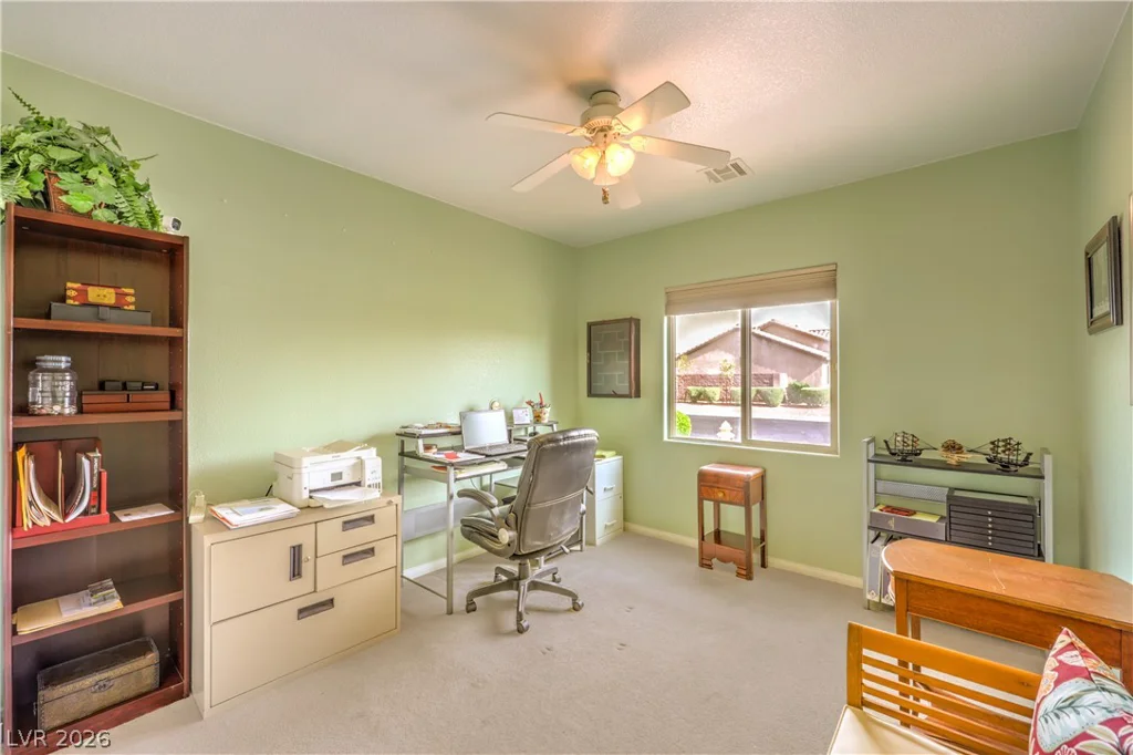 5521 Little Lake, Las Vegas, NV 89122