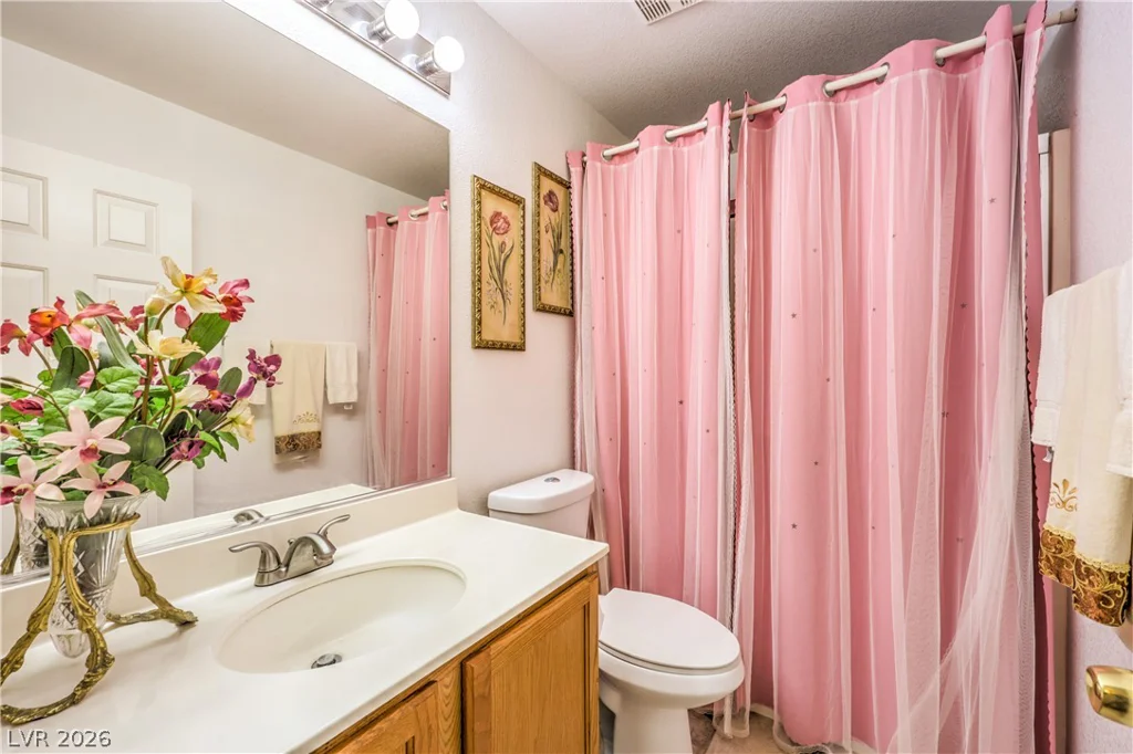 5521 Little Lake, Las Vegas, NV 89122
