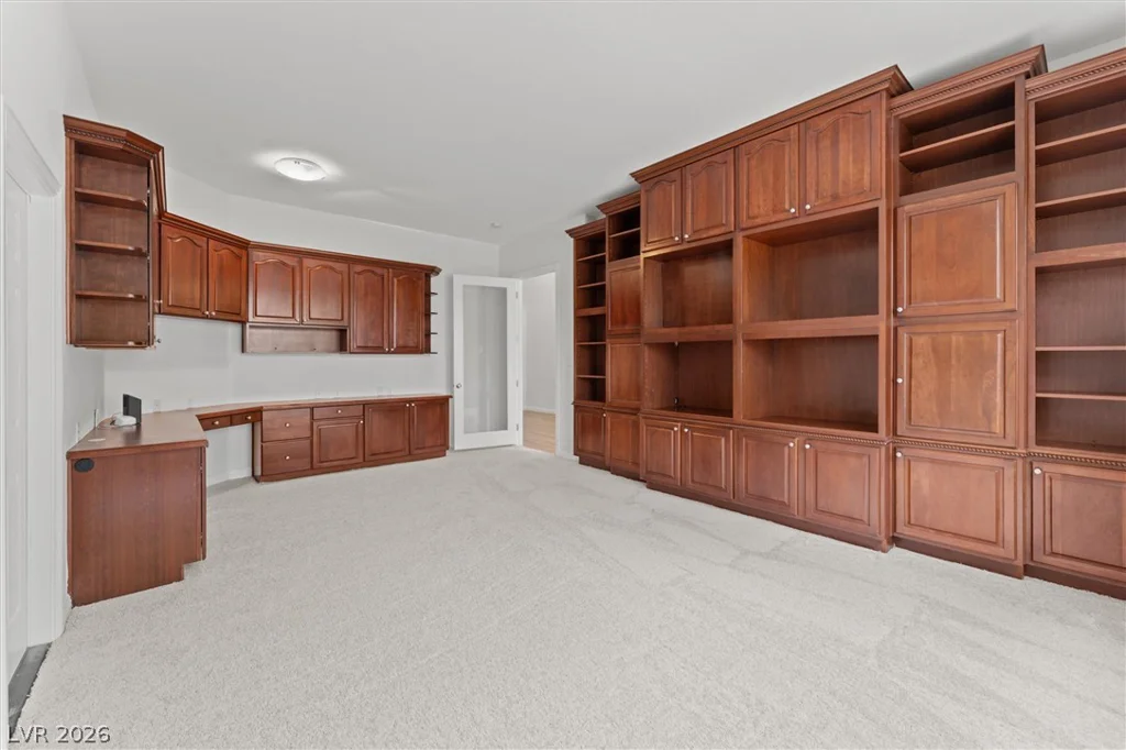 9429 Queen Charlotte, Las Vegas, NV 89145