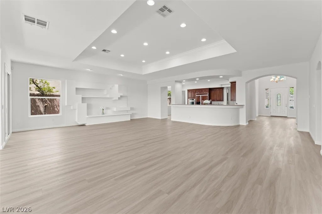 9429 Queen Charlotte, Las Vegas, NV 89145