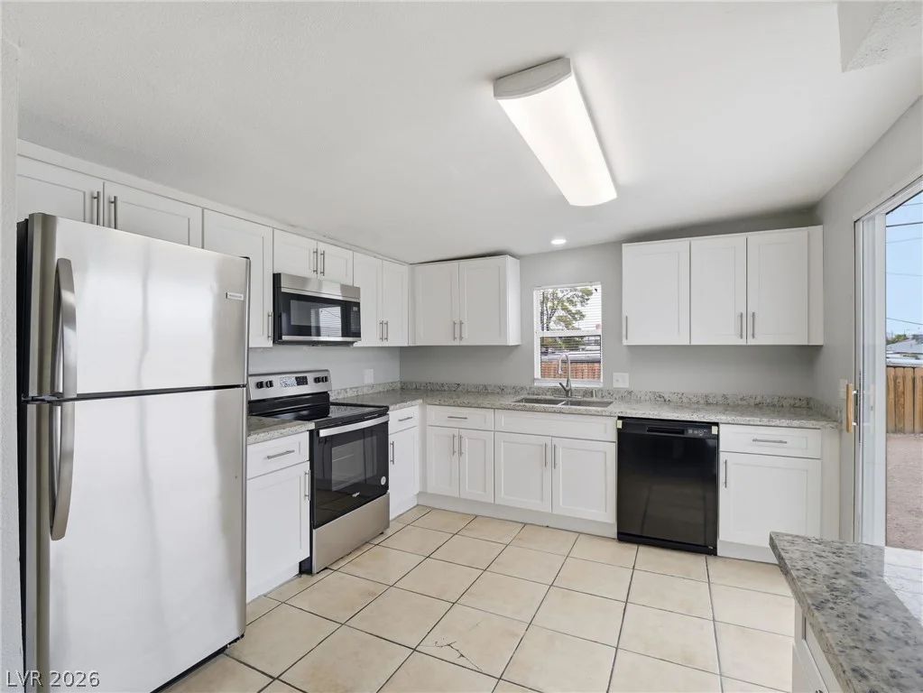 5132 Hallet, Las Vegas, NV 89122