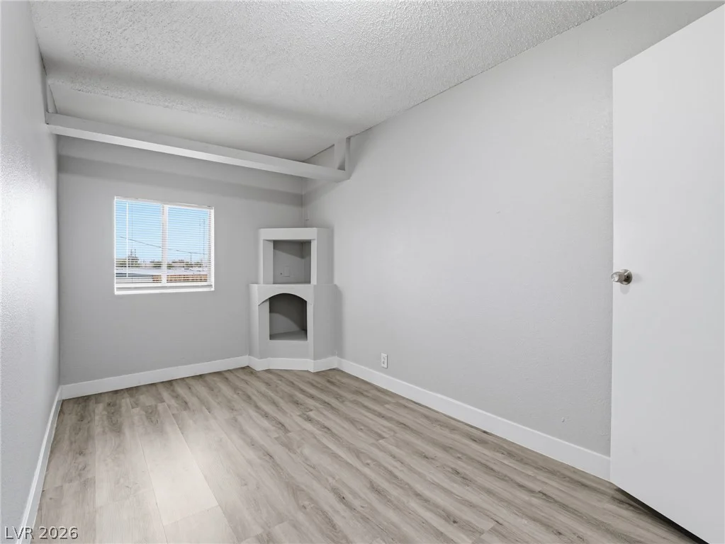 5132 Hallet, Las Vegas, NV 89122